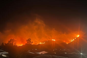 Hurst_Fire_from_Oakridge_2025.jpg